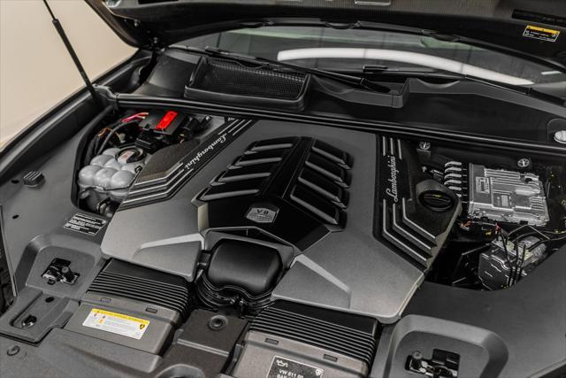 Photo of 2024 Nero Noctis Metallic Lamborghini Urus