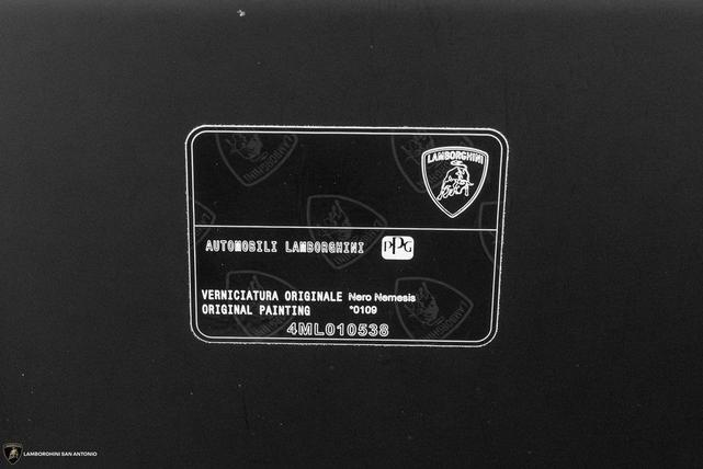 Photo of 2025 Nero Nemesis Matt Lamborghini Urus
