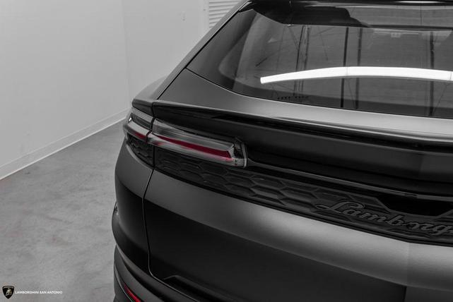 Photo of 2025 Nero Nemesis Matt Lamborghini Urus