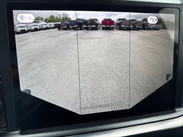 Photo of 2025 Star White Metallic Tri-Coat Ford F-250
