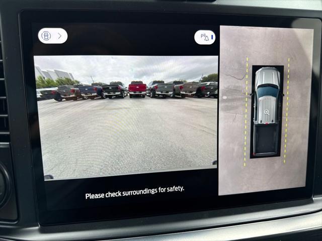 Photo of 2025 Star White Metallic Tri-Coat Ford F-250