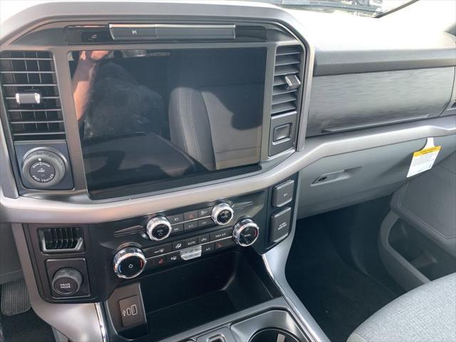 Photo of 2025 White Ford F-150
