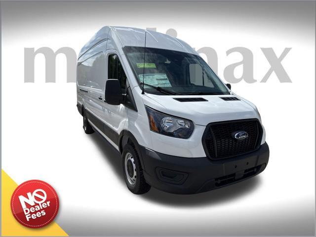 Photo of 2025 Oxford White Ford Transit-350