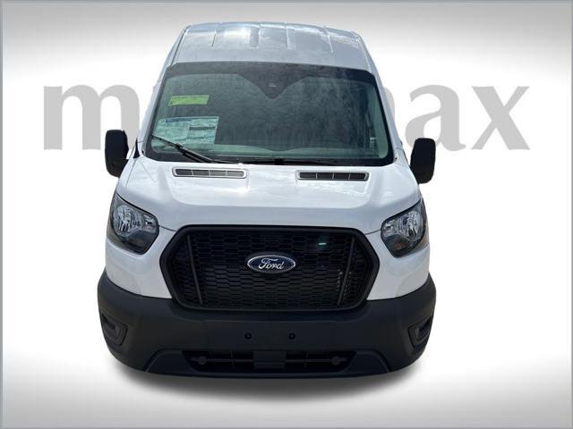 Photo of 2025 Oxford White Ford Transit-350