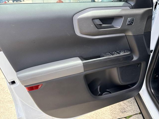 Photo of 2025 Oxford White Ford Bronco Sport