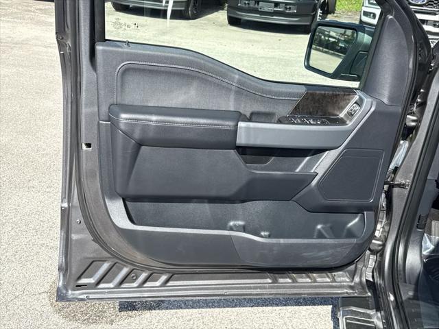 Photo of 2022 Carbonized Gray Metallic Ford F-150
