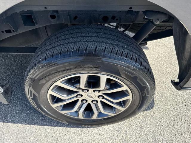 Photo of 2022 Carbonized Gray Metallic Ford F-150