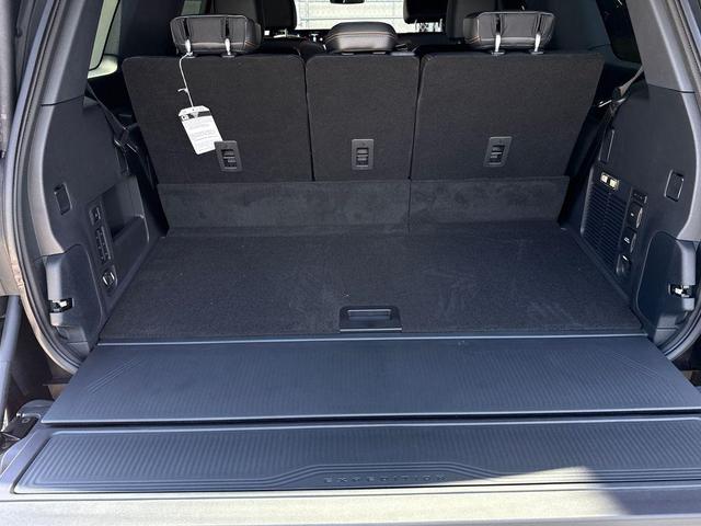 Photo of 2025 Dark Matter Gray Metallic Ford Expedition