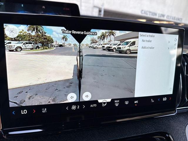 Photo of 2025 Dark Matter Gray Metallic Ford Expedition