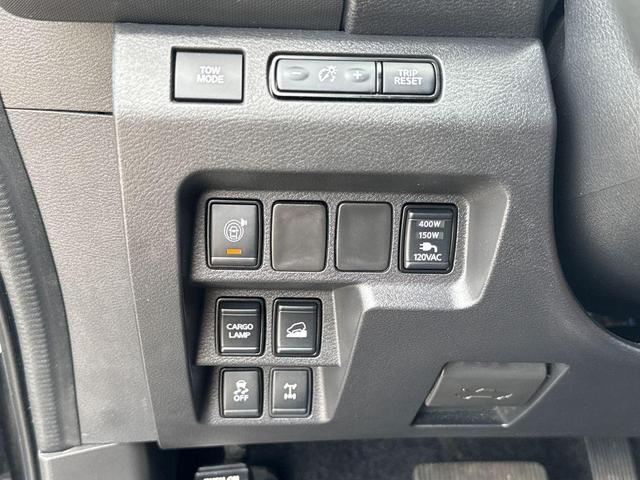 Photo of 2023 Super Black Nissan Frontier