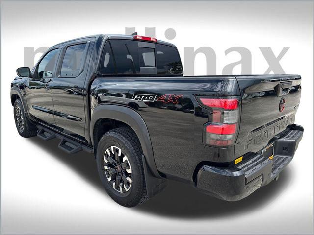 Photo of 2023 Super Black Nissan Frontier