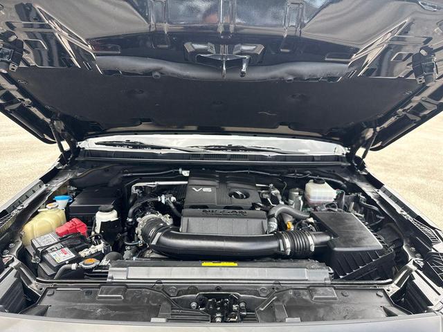 Photo of 2023 Super Black Nissan Frontier