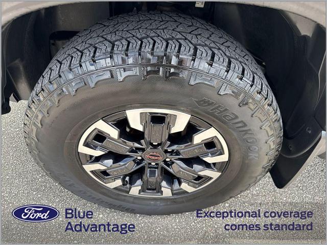 Photo of 2023 Super Black Nissan Frontier
