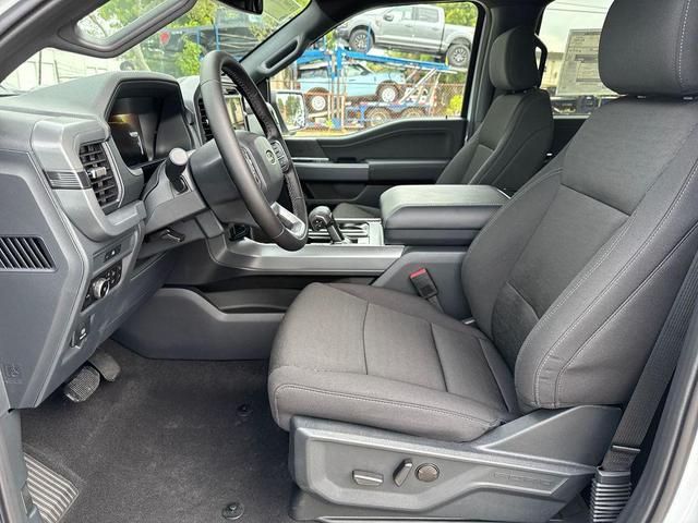 Photo of 2025 Space White Metallic Ford F-150