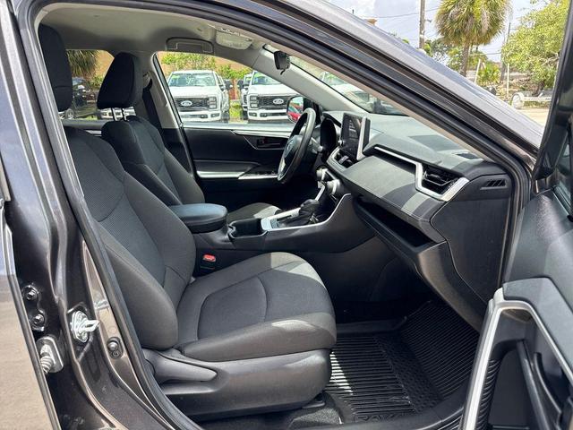 Photo of 2024 Magnetic Gray Metallic Toyota RAV4
