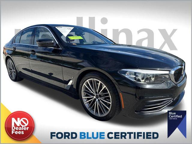 Photo of 2019 Black Sapphire Metallic BMW 530e