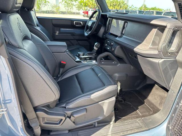 Photo of 2025 Azure Gray Metallic Tri-Coat Ford Bronco