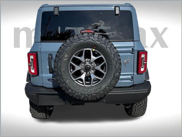 Photo of 2025 Azure Gray Metallic Tri-Coat Ford Bronco