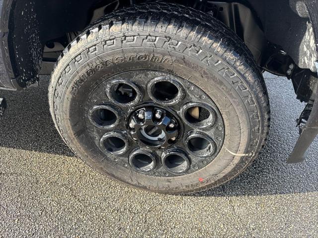 Photo of 2025 Antimatter Blue Metallic Ford F-250