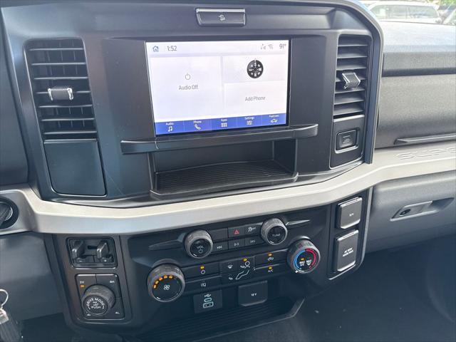 Photo of 2025 Carbonized Gray Metallic Ford F-250