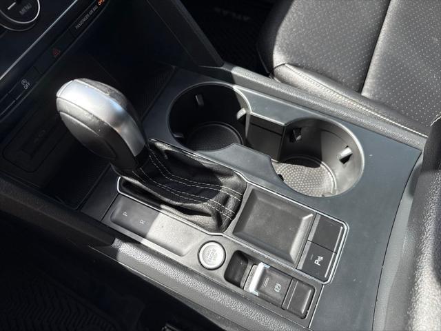 Photo of 2021 Pyrite Silver Metallic Volkswagen Atlas