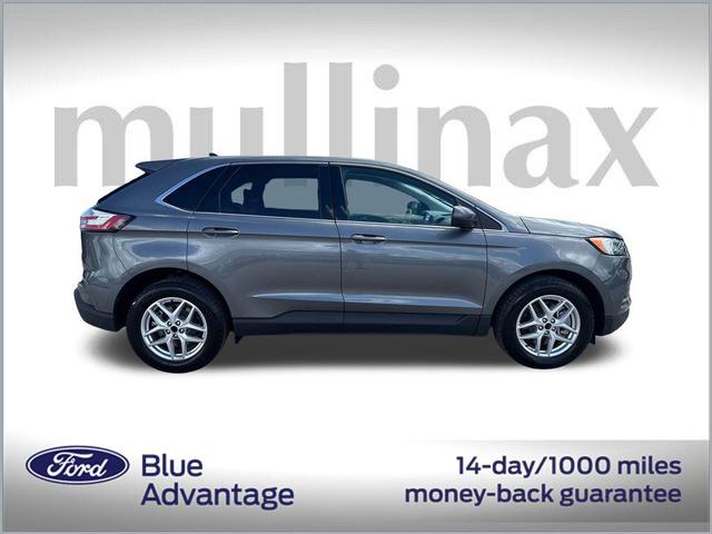 Photo of 2024 Carbonized Gray Metallic Ford Edge