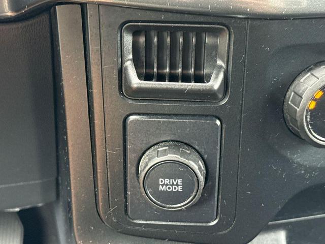 Photo of 2023 Oxford White Ford F-150