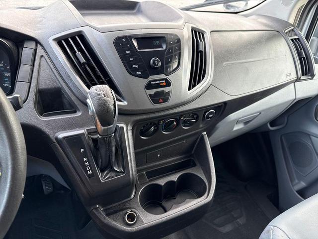 Photo of 2017 Oxford White Ford Transit-250