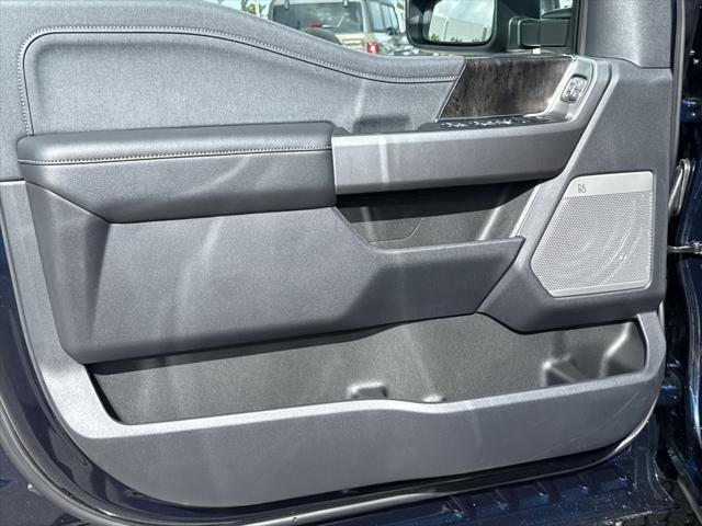 Photo of 2025 Antimatter Blue Metallic Ford F-250