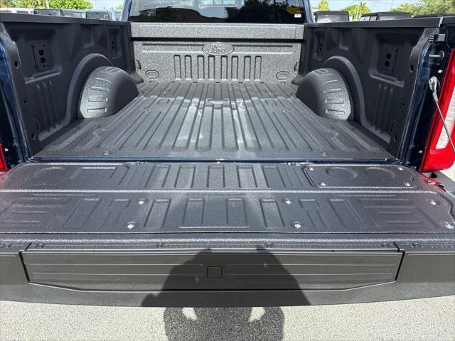 Photo of 2025 Antimatter Blue Metallic Ford F-250