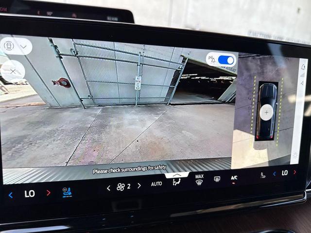Photo of 2025 Agate Black Metallic Ford Expedition