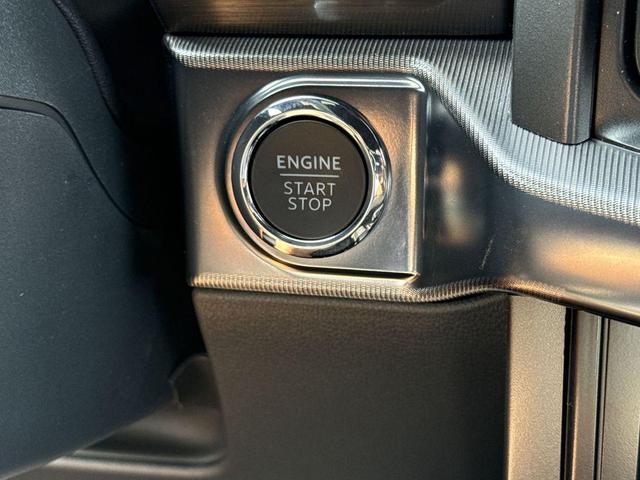 Photo of 2025 White Ford F-150