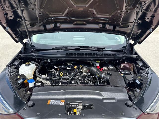 Photo of 2022 Burgundy Velvet Metallic Tinted Clearcoat Ford Edge