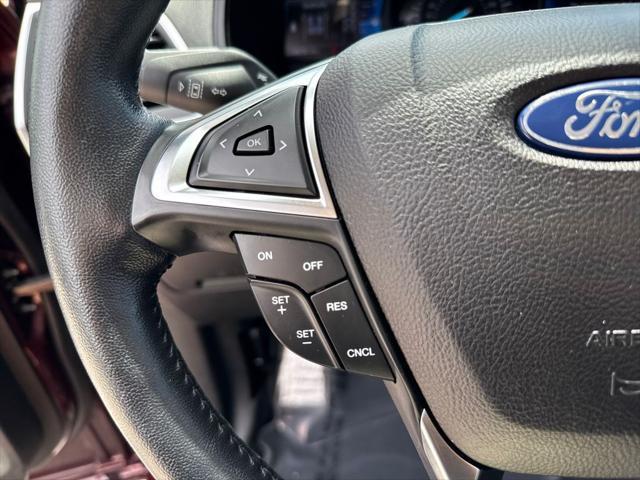 Photo of 2022 Burgundy Velvet Metallic Tinted Clearcoat Ford Edge