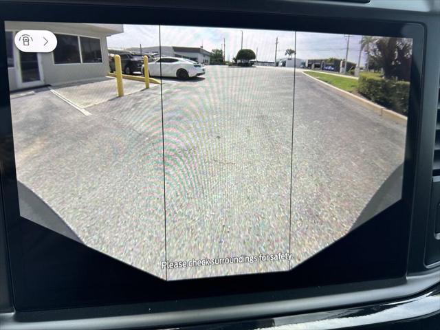 Photo of 2024 Star White Metallic Tri-Coat Ford F-250