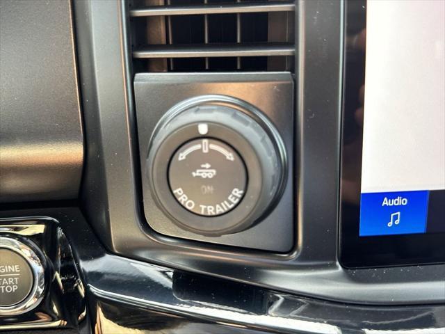 Photo of 2024 Star White Metallic Tri-Coat Ford F-250