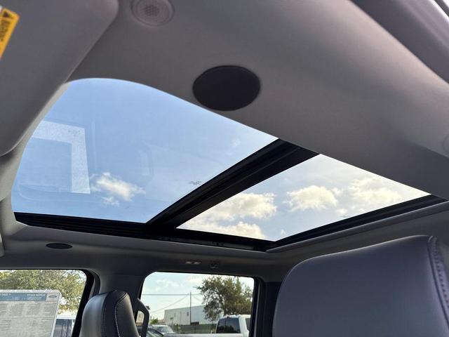 Photo of 2025 Star White Metallic Tri-Coat Ford F-250
