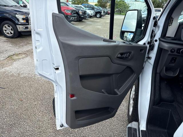 Photo of 2023 Oxford White Ford Transit-250