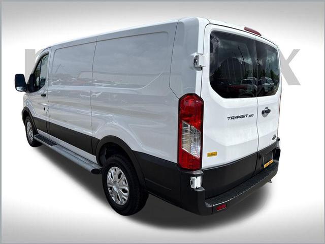 Photo of 2023 Oxford White Ford Transit-250