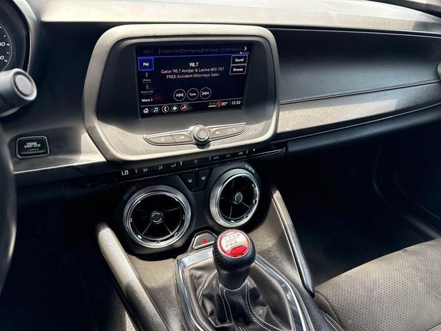 Photo of 2022 Shadow Gray Metallic Chevrolet Camaro