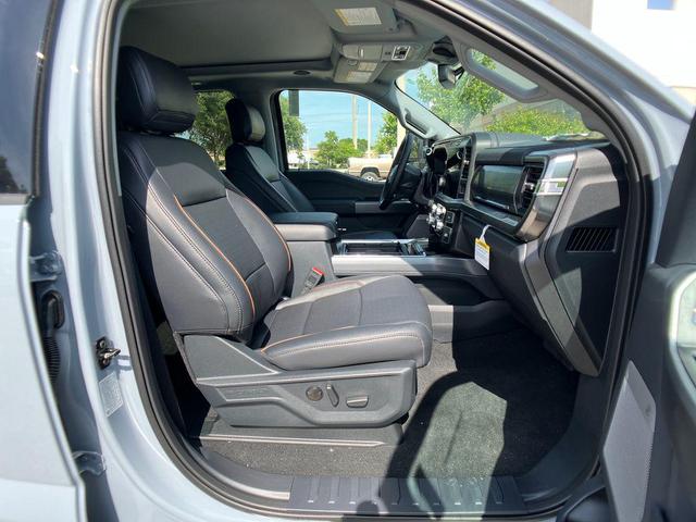 Photo of 2025 Gray Metallic Ford F-250