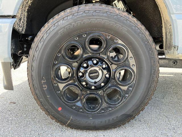 Photo of 2025 Gray Metallic Ford F-250