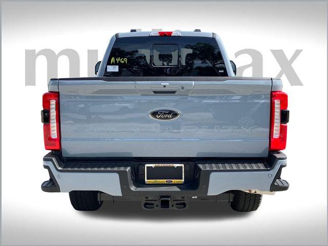 Photo of 2025 Gray Metallic Ford F-250