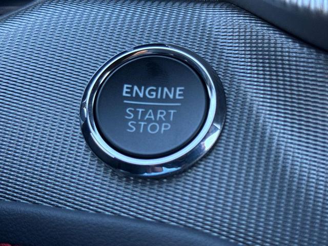 Photo of 2025 Carbonized Gray Metallic Ford Explorer