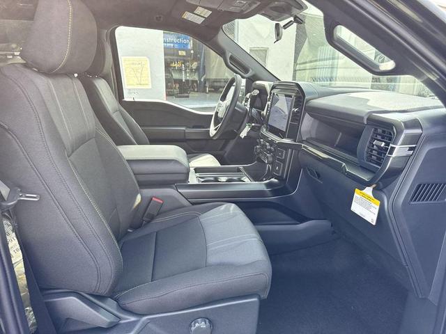 Photo of 2025 Agate Black Metallic Ford F-150