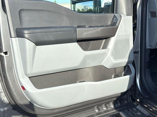 Photo of 2025 Carbonized Gray Metallic Ford F-250