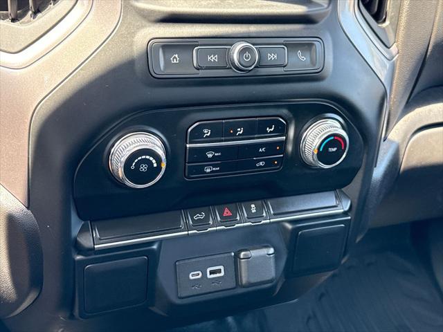 Photo of 2022 Summit White GMC Sierra 2500