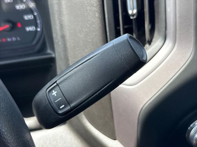 Photo of 2022 Summit White GMC Sierra 2500