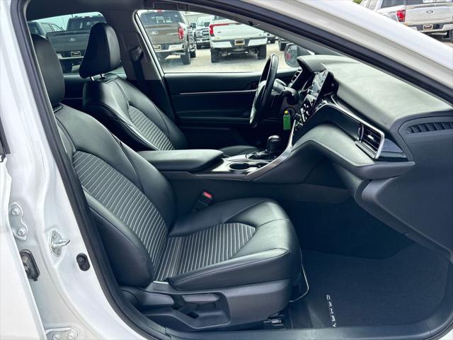 Photo of 2021 Super White Toyota Camry
