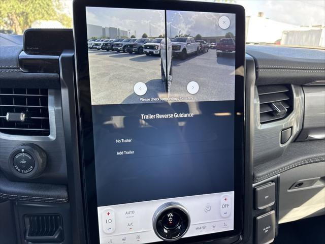 Photo of 2025 Oxford White Ford F-150 Lightning
